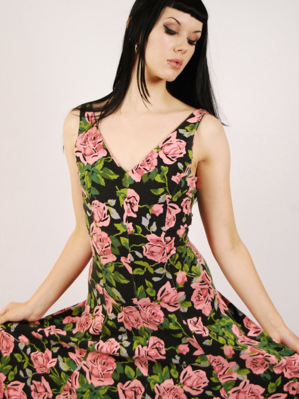 Y2K Betsey Johnson Maxi Dress (S) small black pink vintage rose floral tank chic - Picture 4 of 9